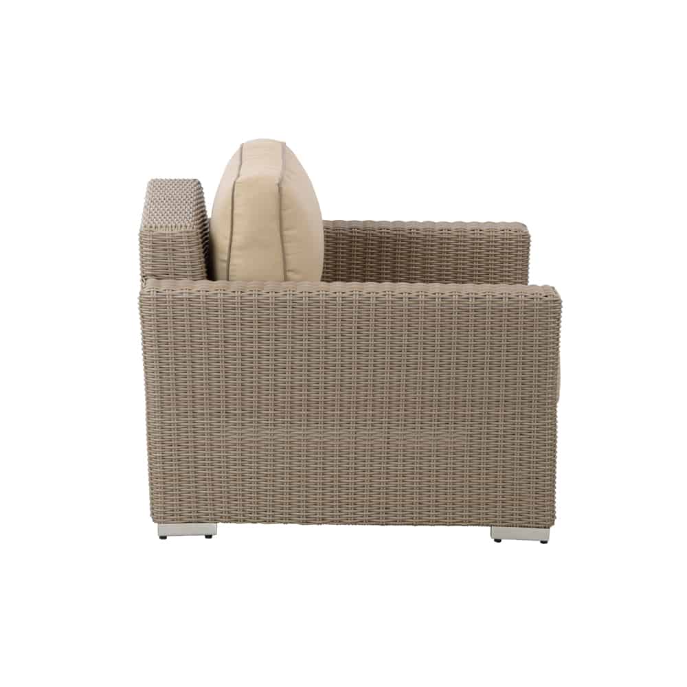 Valeria Armchair