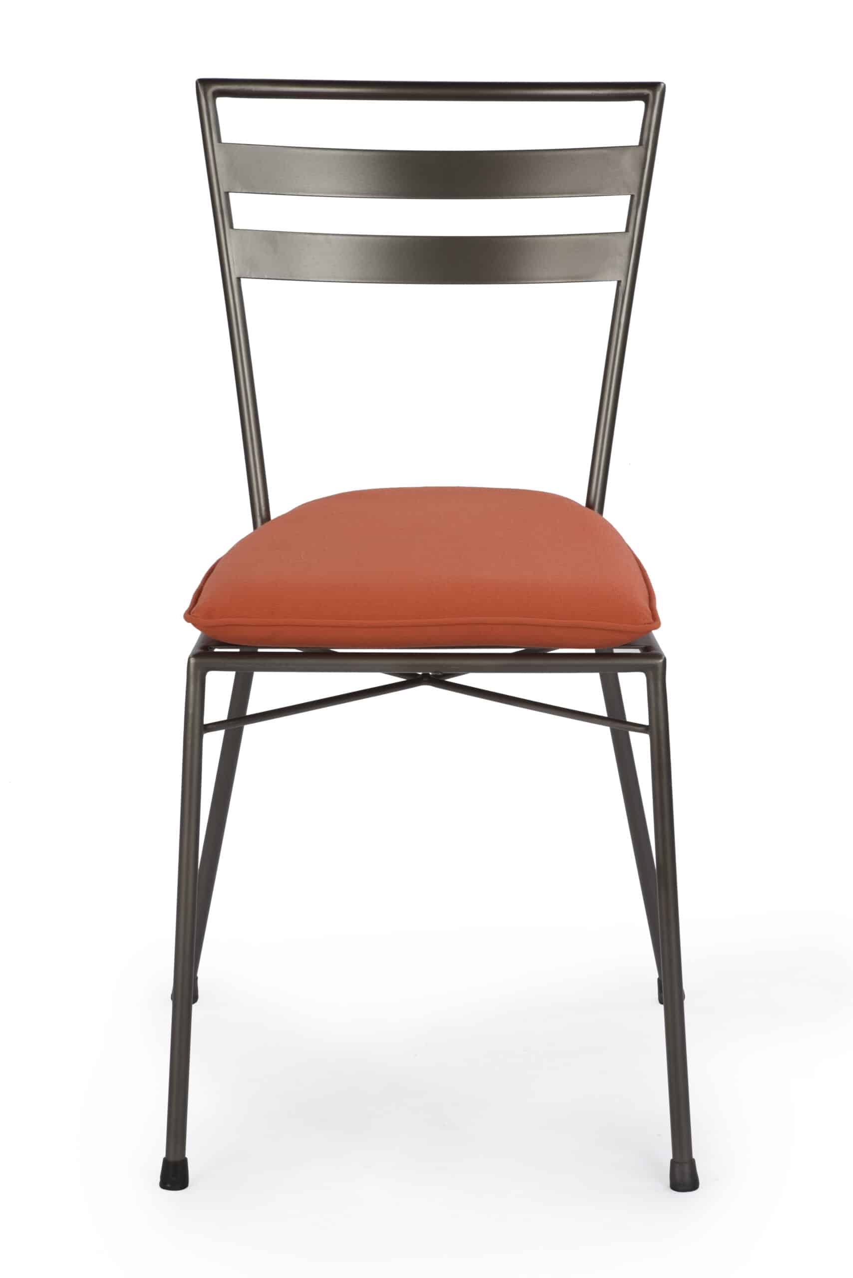 HB Classic Lounge Chair