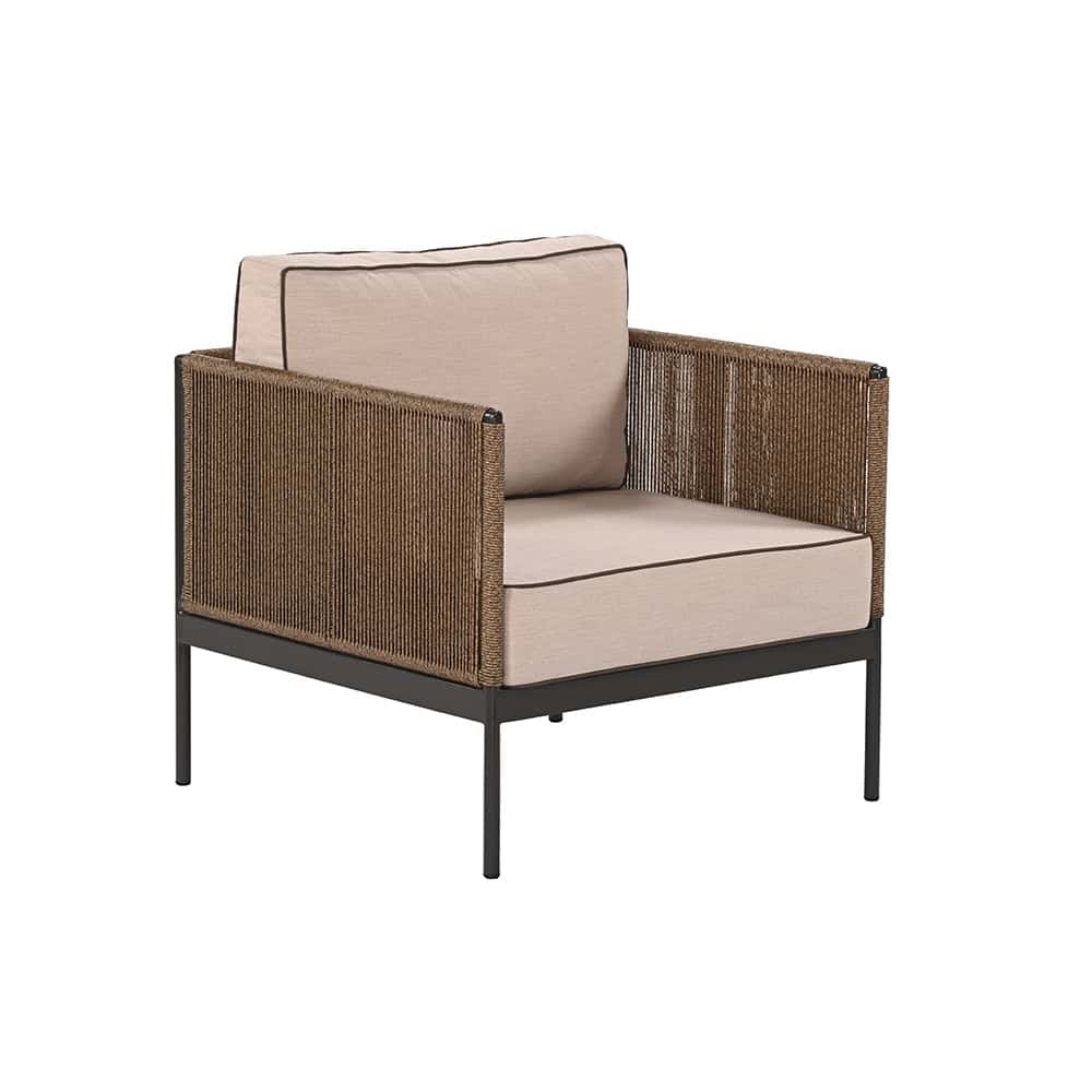 AZURI ARMCHAIR