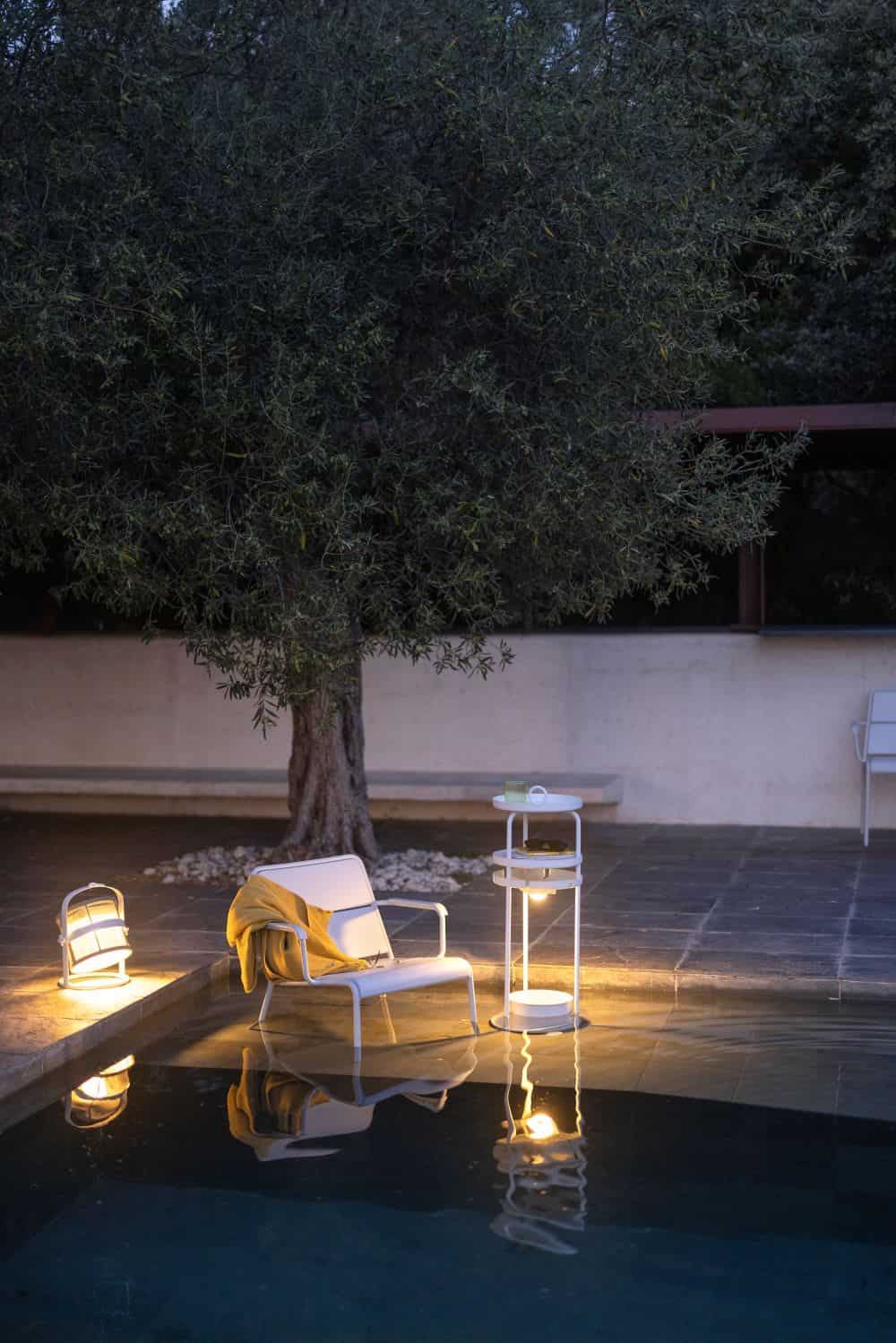 Petite Solar Hanging Lamp