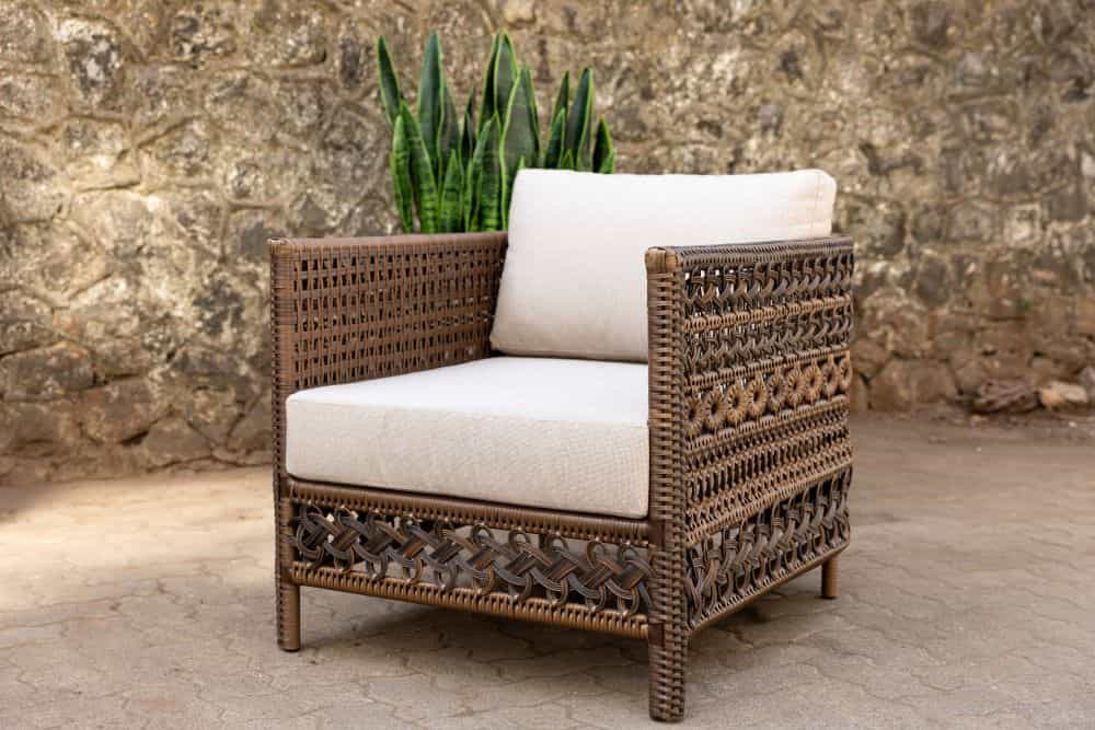 Roy-Rieng Armchair