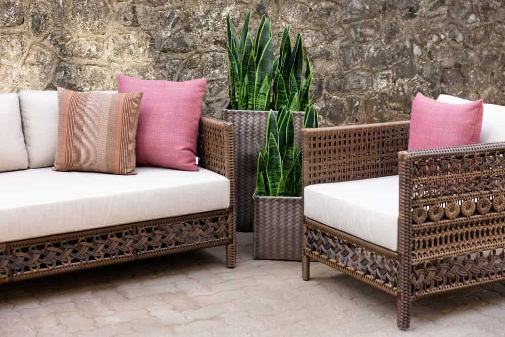 Roy-Rieng Armchair