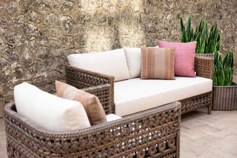Roy-Rieng Armchair
