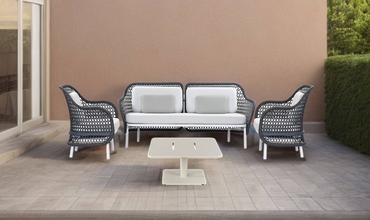 TRESSE ARMCHAIR