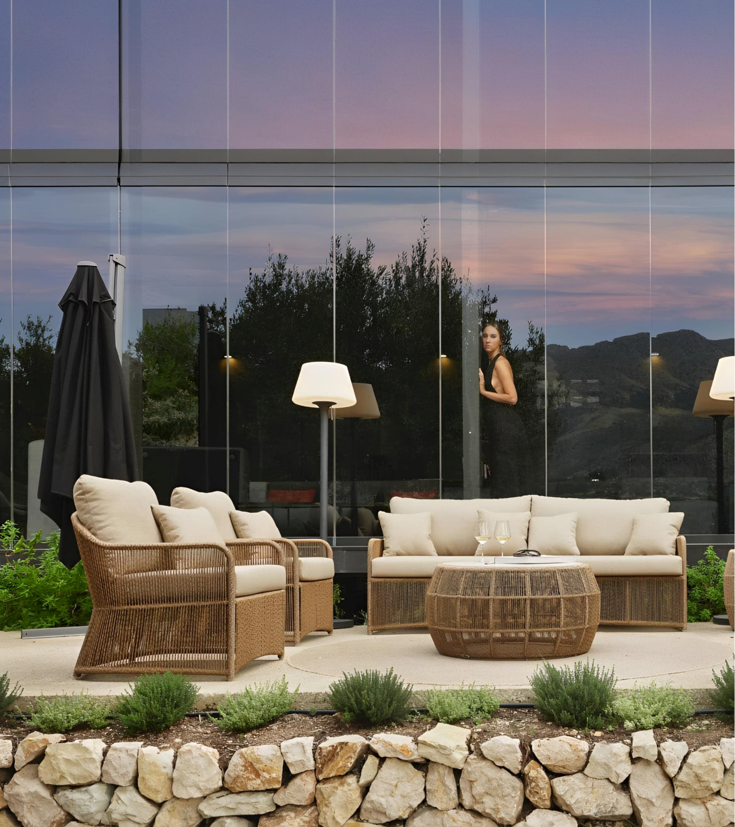 Calixto Coffee Table