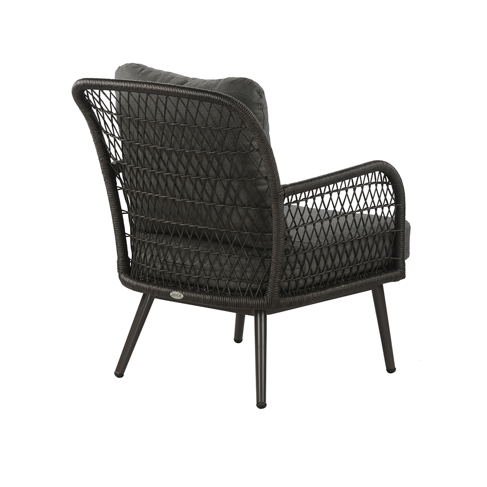 Pagmaya Armchair