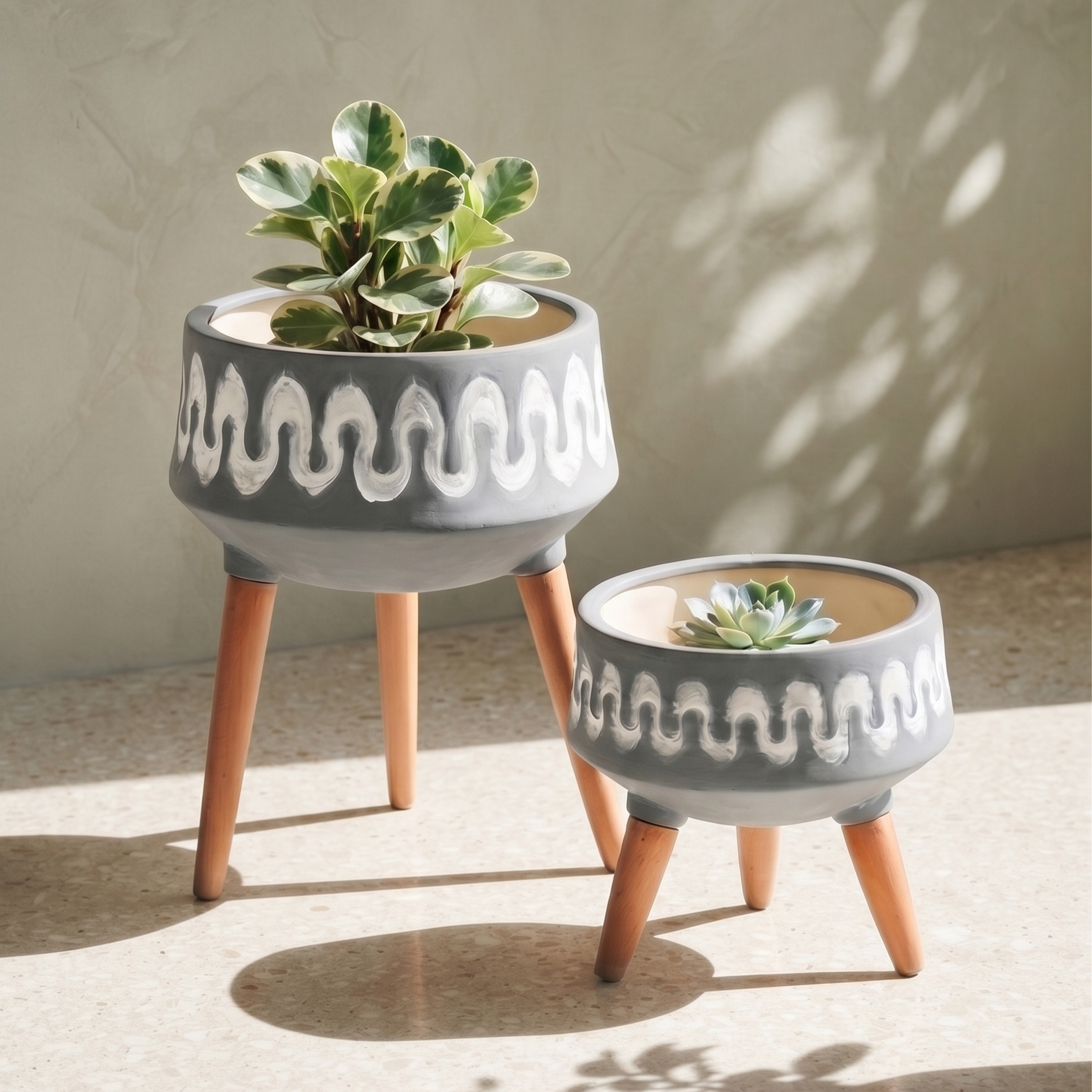 Ceramic Planter WR17AK