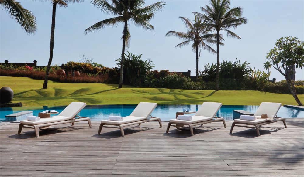 Journey Sunlounger